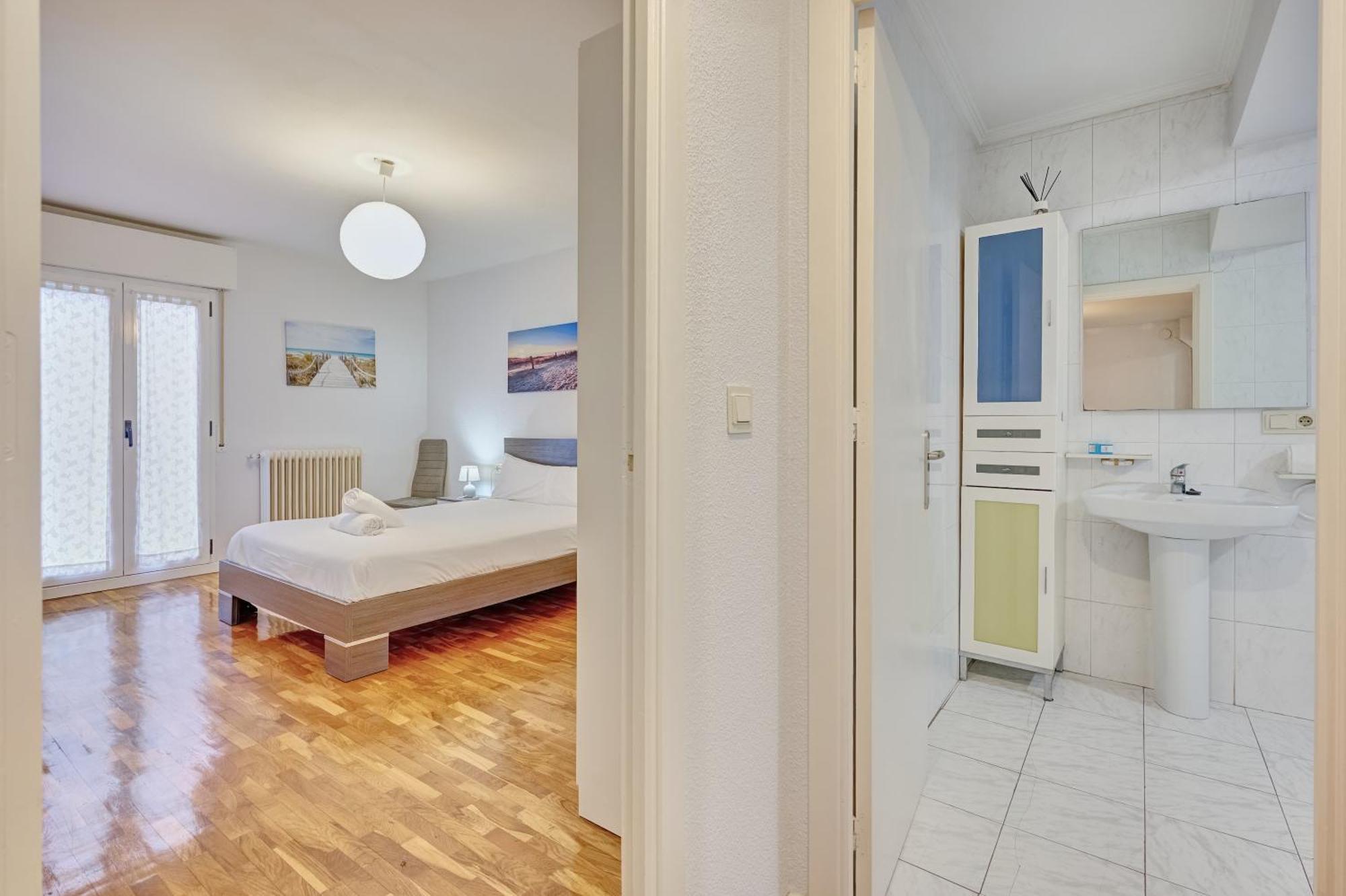 Jarauta 50 By Clabao Apartment Пампона Екстериор снимка