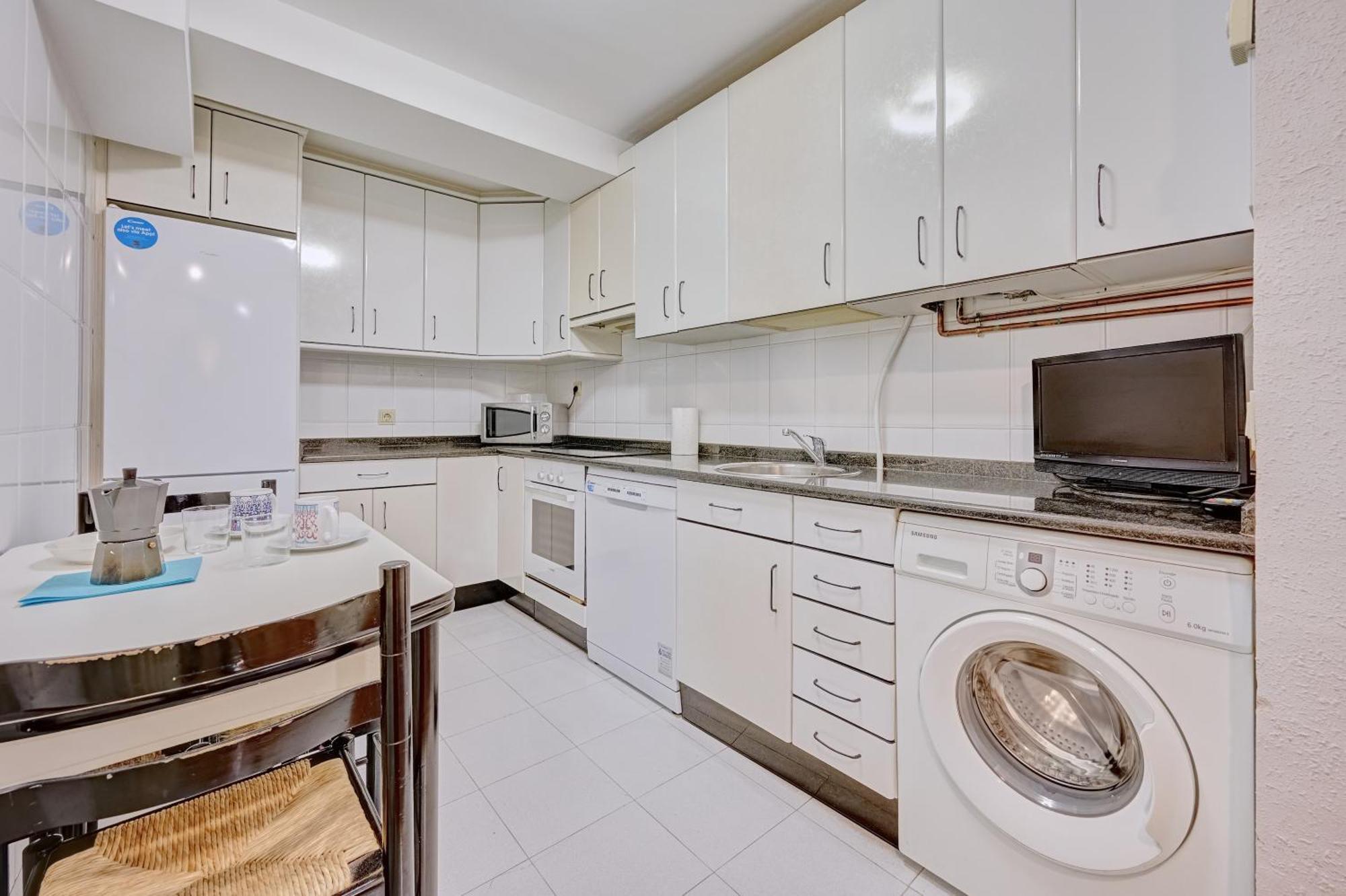 Jarauta 50 By Clabao Apartment Пампона Екстериор снимка